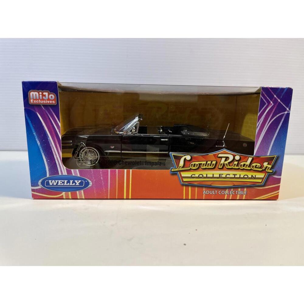 1963 Chevy Impala Drop Top New In The Box in 1/24 Scale Diecast by Welly